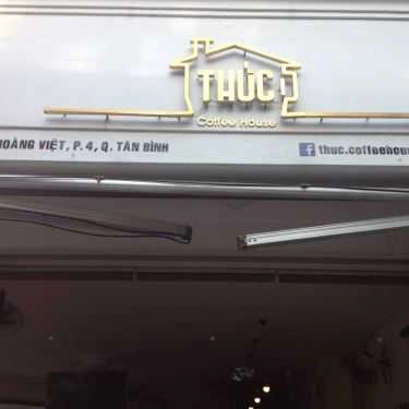 Không gian- Thức Coffee House