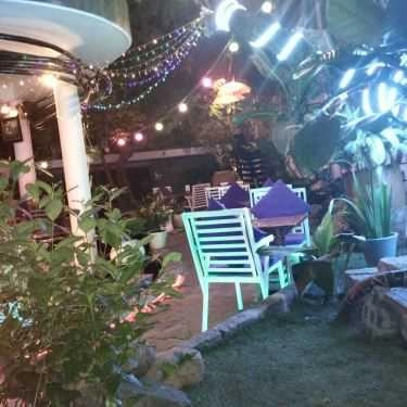 Không gian- Thuyền Cafe