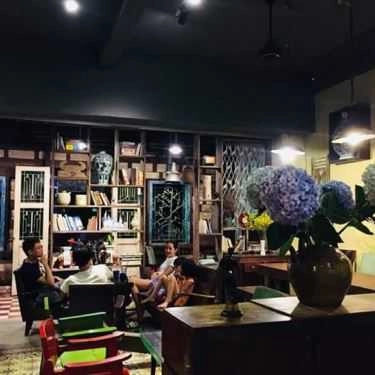 Không gian- Tiệm Cà Phê Lam - Lam Kafe
