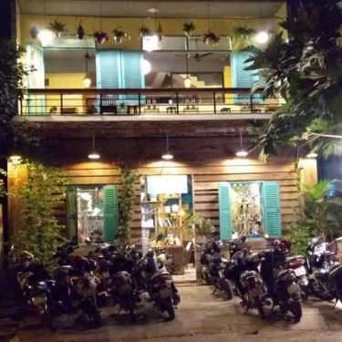 Không gian- Tiệm Cà Phê Lam - Lam Kafe