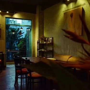 Không gian- Tiệm Cà Phê Lam - Lam Kafe