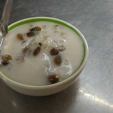 Món ăn- Ăn vặt Chè Út Nga - Kha Vạn Cân