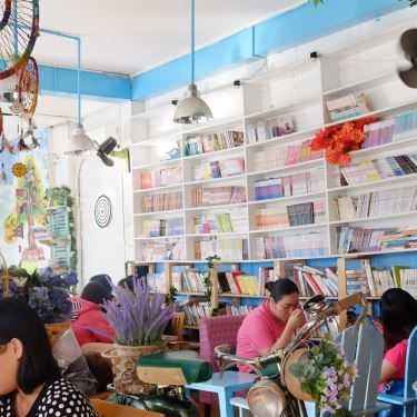 Tổng hợp- Tiny Garden - Cafe Sách
