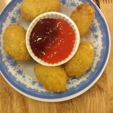 Món ăn- Cafe Kem Cuộn Thỏ Bảy Màu