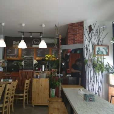 Không gian- Tony - Cafe & Cơm Văn Phòng