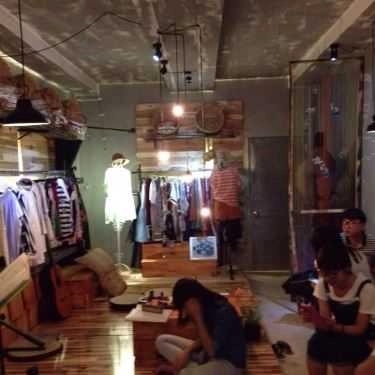 Không gian- Tournant Coffee Shop