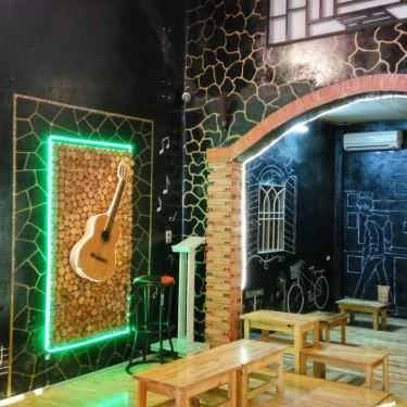 Không gian- Cafe Trà Sữa Acoustic Hi Tea