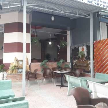 Không gian- Út Châu - Trà Sữa & Cafe