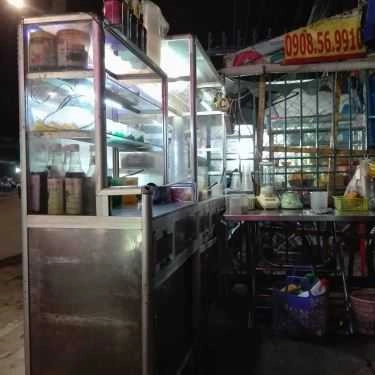 Không gian- Ăn vặt Trà Sữa & Sinh Tố