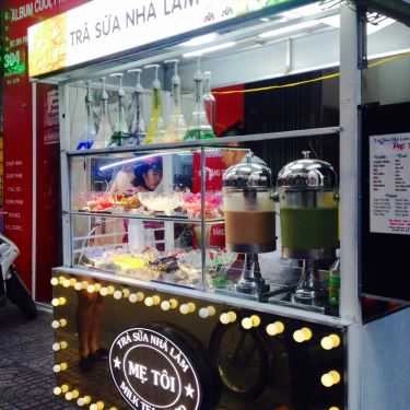 Không gian- Ăn vặt Mẹ Tôi - Milk Tea & Food