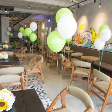 Tổng hợp- Cafe Trà Sữa R&B Tea - Lê Văn Sỹ