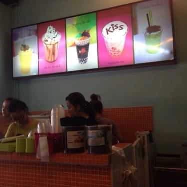 Không gian- Cafe Trà Sữa Singapore Orange Bug