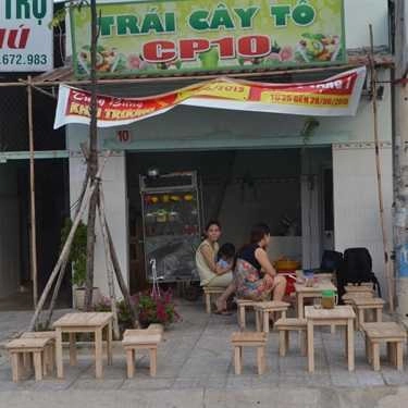 Không gian- Ăn vặt Trái Cây Tô CP10 - Làng Đại Học