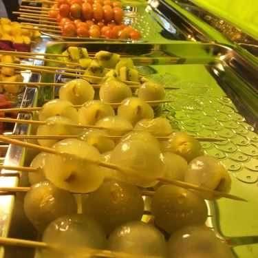 Món ăn- Trái Cây Xiên Rainbow - Chuyên Các Món Ăn Vặt