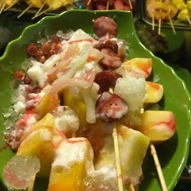 Món ăn- Trái Cây Xiên Rainbow - Chuyên Các Món Ăn Vặt