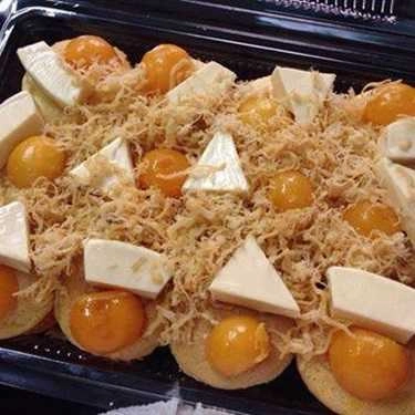 Món ăn- Tiệm Bánh Trâm Nguyễn - Bông Lan Trứng Muối