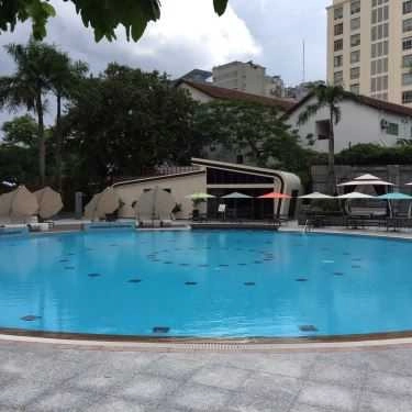 Không gian- Tropicana Pool Bar & Eatery - Lotte Legend Saigon Hotel