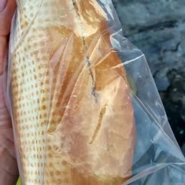 Món ăn- Tiệm Bánh Tuấn Lộc - Bánh Mì Nóng Kẹp Chả Bò