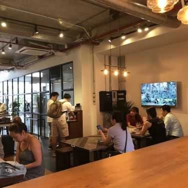 Không gian- UCC Coffee Roastery