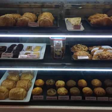 Tổng hợp- Une Journée à Paris Cafe & Bakery