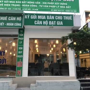 Không gian- Phố Mới Coffee