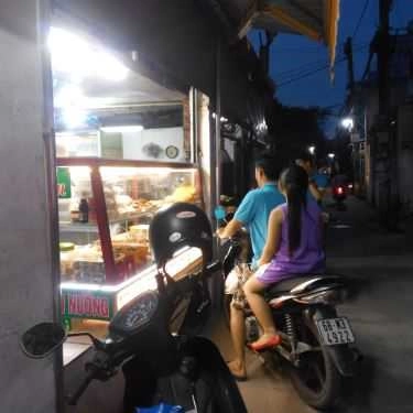 Không gian- Ăn vặt Bánh Mì Nem Nướng Út Kim