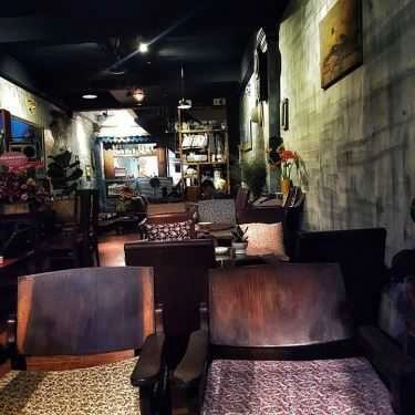 Không gian- Út Cà Phê - Tiệm Cà Phê Giải Khát