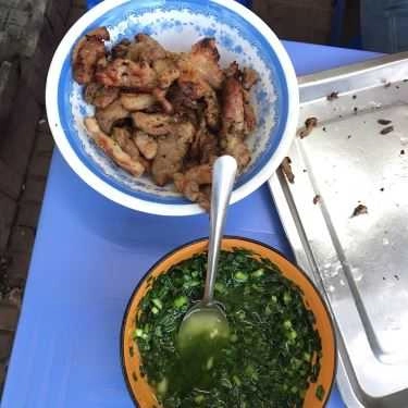 Món ăn- Ăn vặt Uyên - Bánh Mì Thịt Nướng