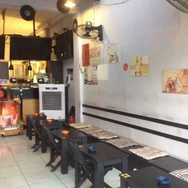 Không gian- Vespa Coffee