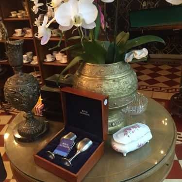 Tổng hợp- Cafe Villa Royale Downtown Antiques And Tea Room