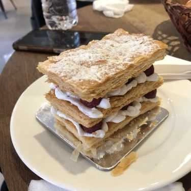 Món ăn- Tiệm Bánh Voelker Patissier & Chocolatier - Thảo Điền