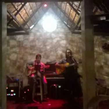 Tổng hợp- Vuông Tròn Cafe