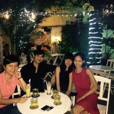 Tổng hợp- White House Coffee Garden
