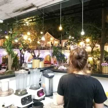 Tổng hợp- White House Coffee - Nguyễn Hữu Tiến