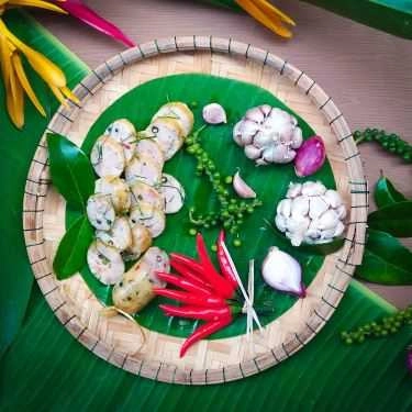 Tổng hợp- Shop online Xanh Food Shop - Lạp Xưởng & Khô Gà Lá Chanh