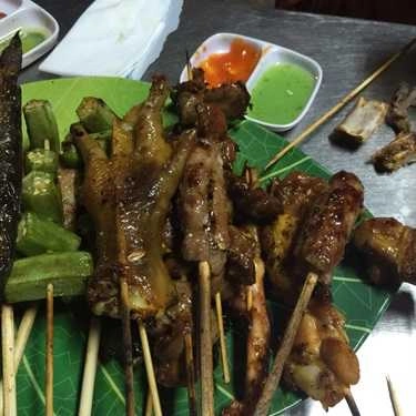 Món ăn- Ăn vặt Xiên Que Nướng - Đường 17