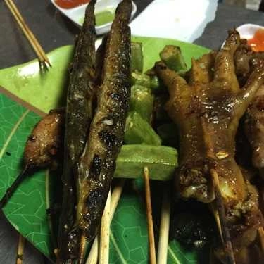 Món ăn- Ăn vặt Xiên Que Nướng - Đường 17
