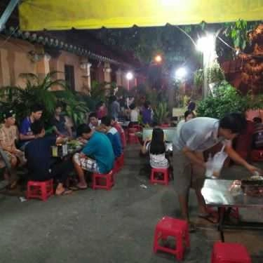 Không gian- Ăn vặt Xiên Que Tyna - Lý Thường Kiệt