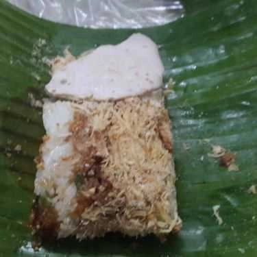Món ăn- Ăn vặt Xôi Lá Chuối - Phan Xích Long