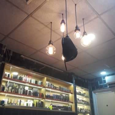 Không gian- Yeah 1 Vape Cafe