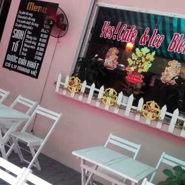 Không gian- Yes! Cafe & Blended