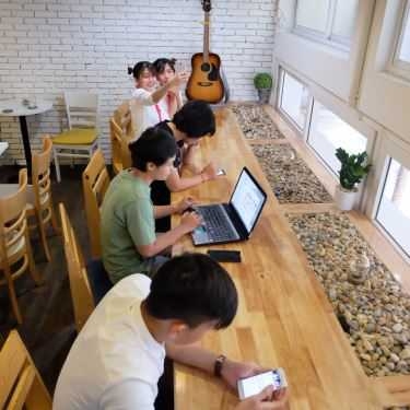 Tổng hợp- Yolo Koncept Cafe
