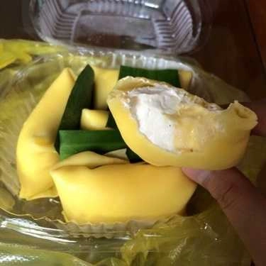Món ăn- Tiệm Bánh Zét Bakery - Pancake Sầu Riêng - Xóm Đất