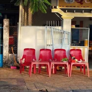 Không gian- Quán Ăn Quán Sứ - Điện Biên Phủ