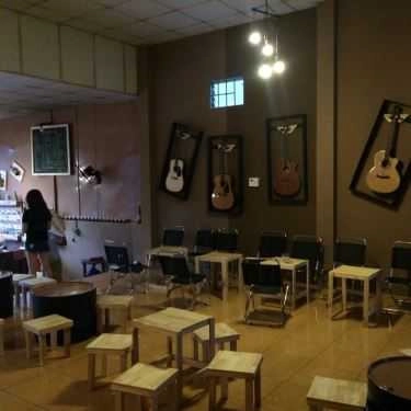 Không gian- B - Acoustic Cafe
