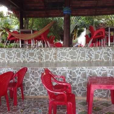 Không gian- Khúc Thụy Du Cafe