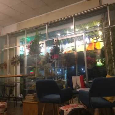 Không gian- Aroma Cafe & Milk Tea