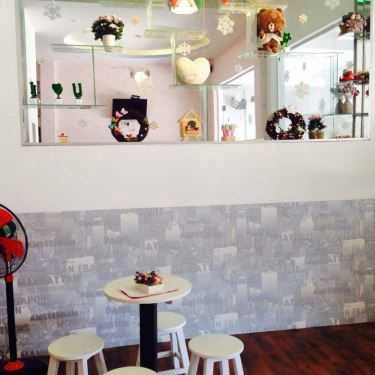 Không gian- Shi Milk Tea & Coffee