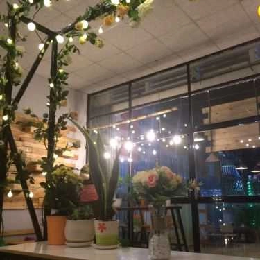 Không gian- Cafe Trà Sữa Xinh