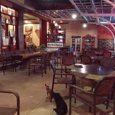 Không gian- Vĩ Dạ Quán - Cafe & Quán Ăn